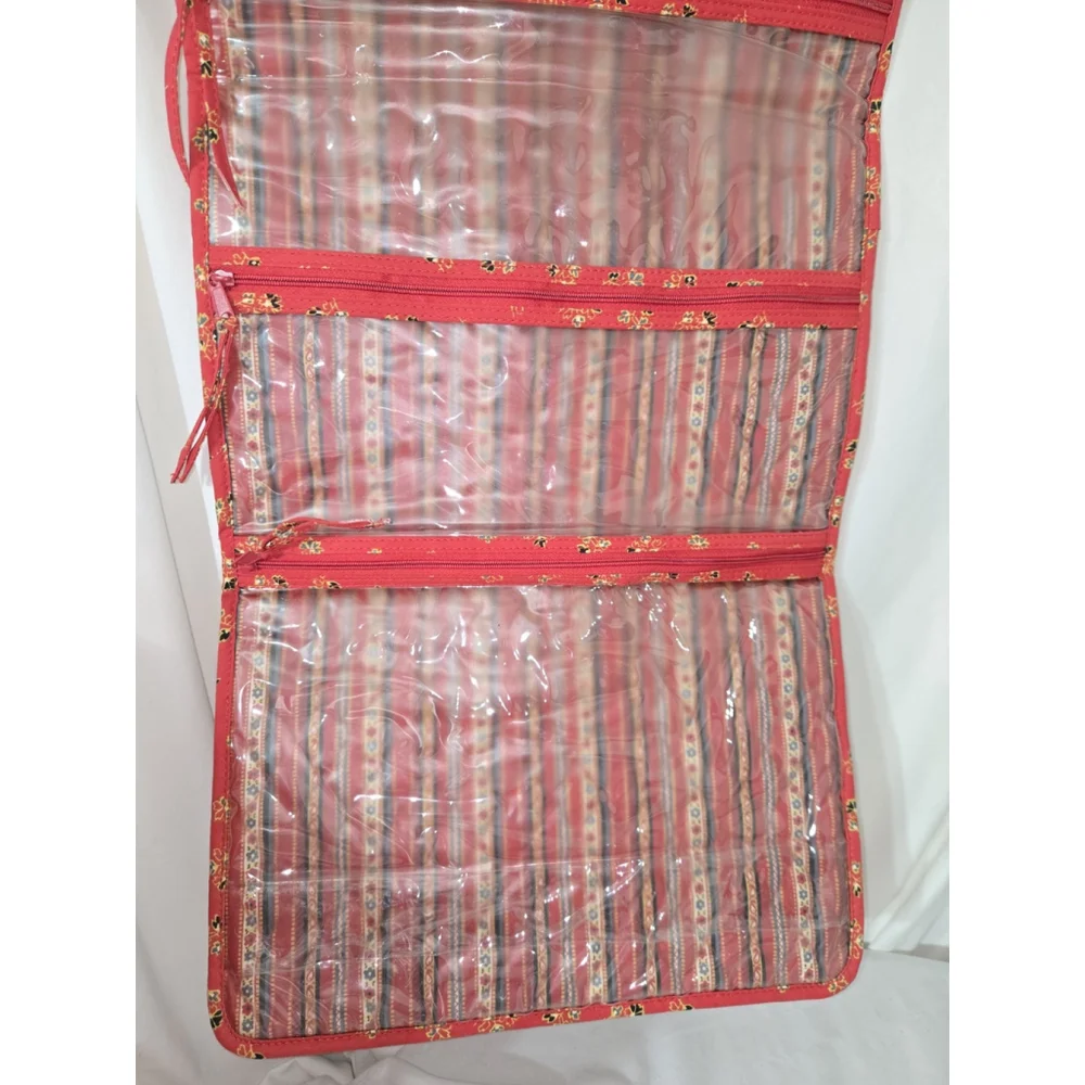 Vintage NWT MaggiB Hanging Travel Organizer Red Mosaic Quilted
